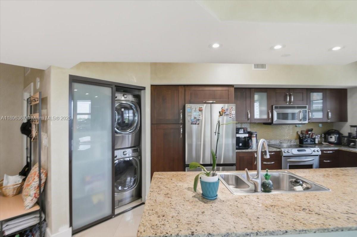 Photo of 20000 Country Club Dr  #516, Aventura, Florida, 33180 -