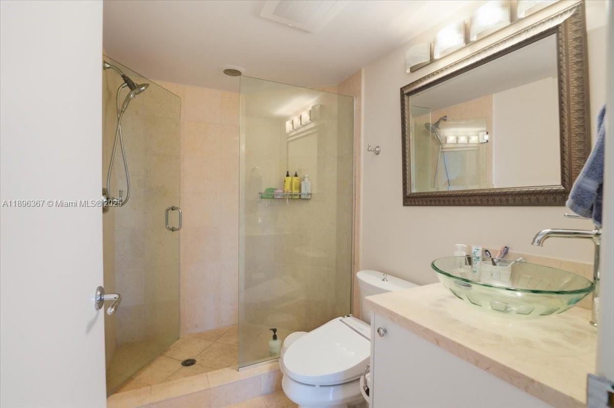 Photo of 20000 Country Club Dr  #516, Aventura, Florida, 33180 -