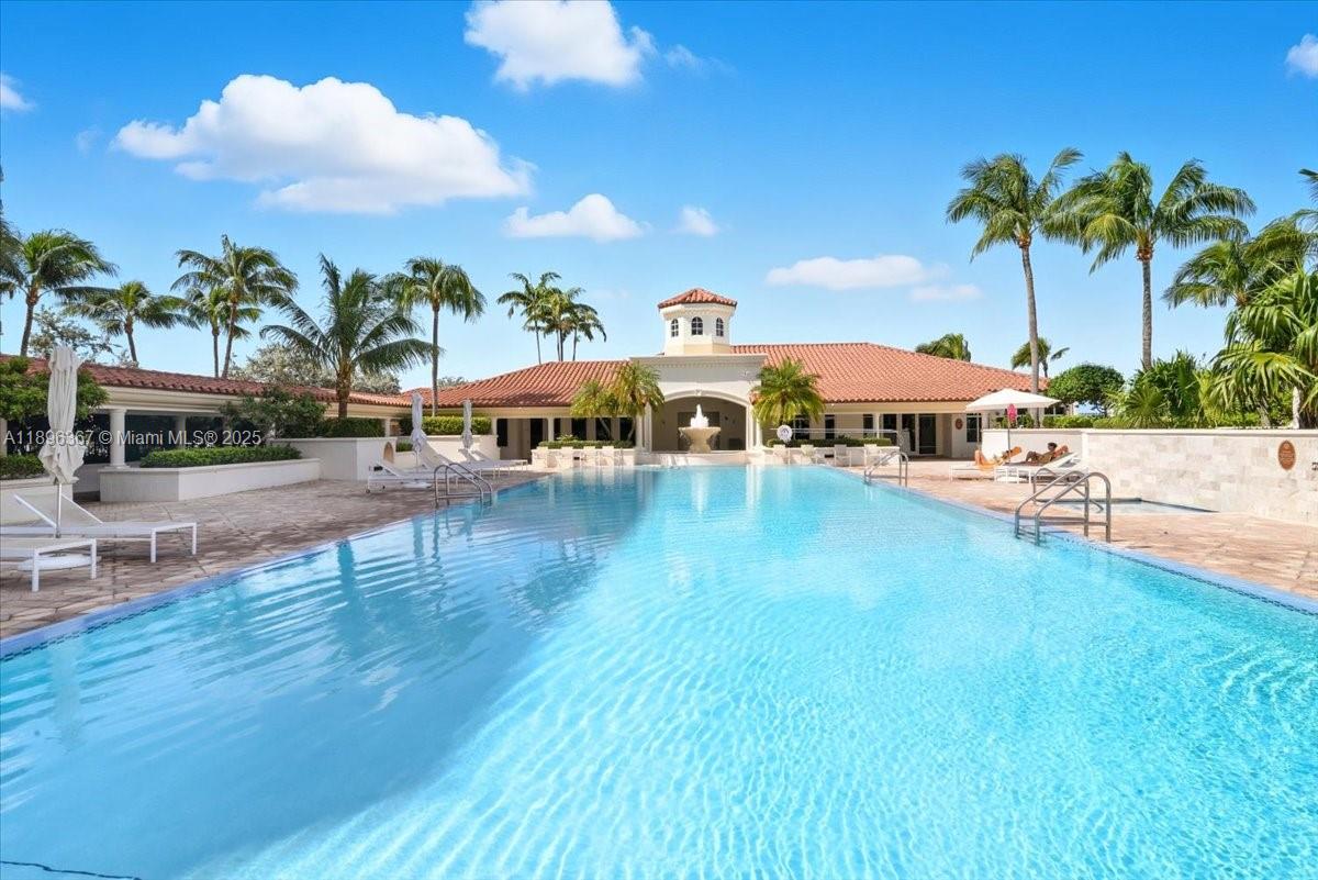 Photo of 20000 Country Club Dr  #516, Aventura, Florida, 33180 -