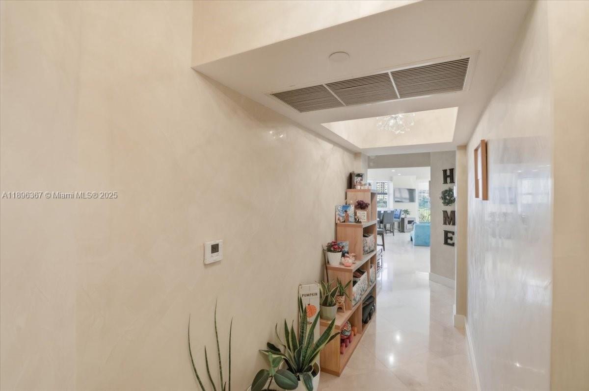 Photo of 20000 Country Club Dr  #516, Aventura, Florida, 33180 -
