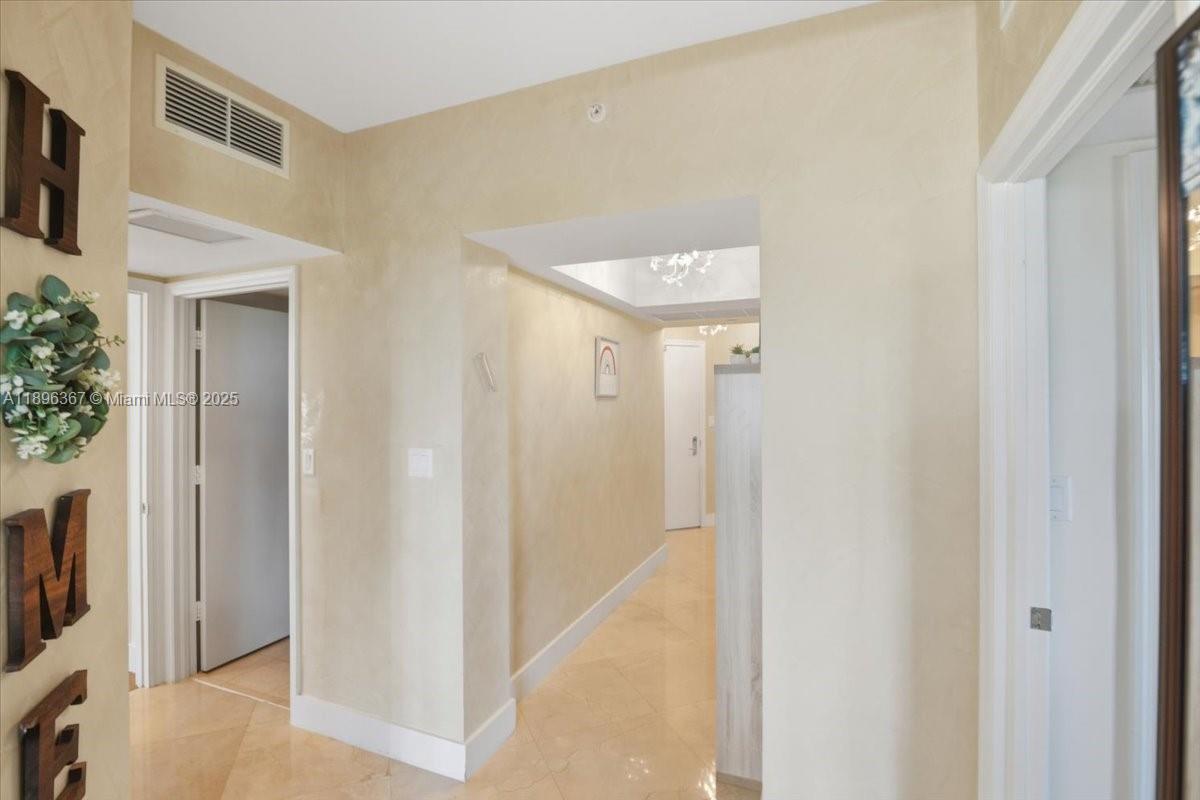 Photo of 20000 Country Club Dr  #516, Aventura, Florida, 33180 -