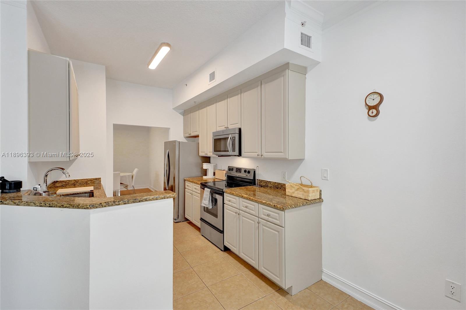 Photo of 3001 185th St  #220, Aventura, Florida, 33180 - 