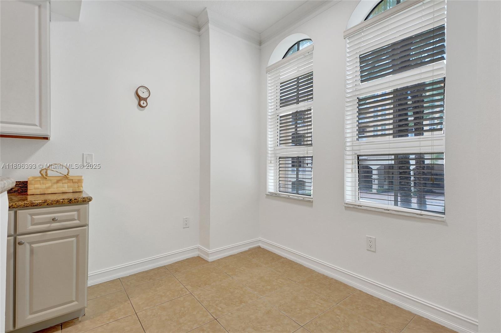 Photo of 3001 185th St  #220, Aventura, Florida, 33180 - 