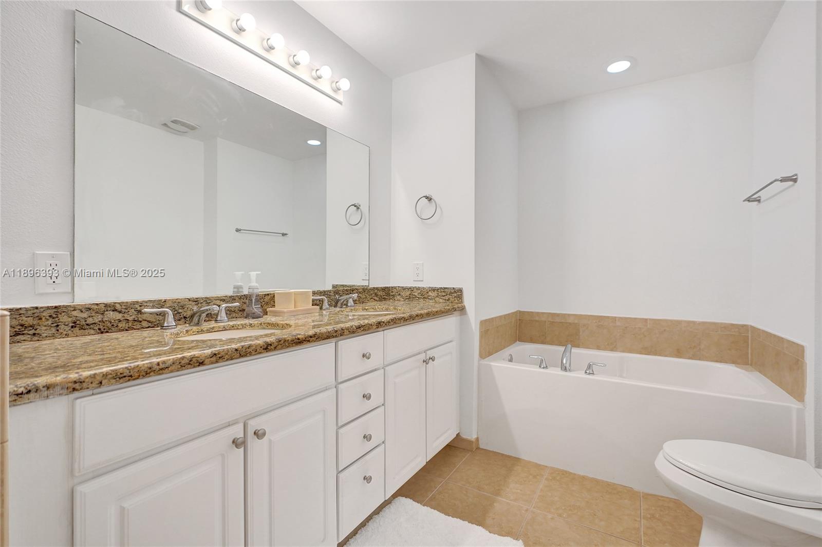 Photo of 3001 185th St  #220, Aventura, Florida, 33180 - 