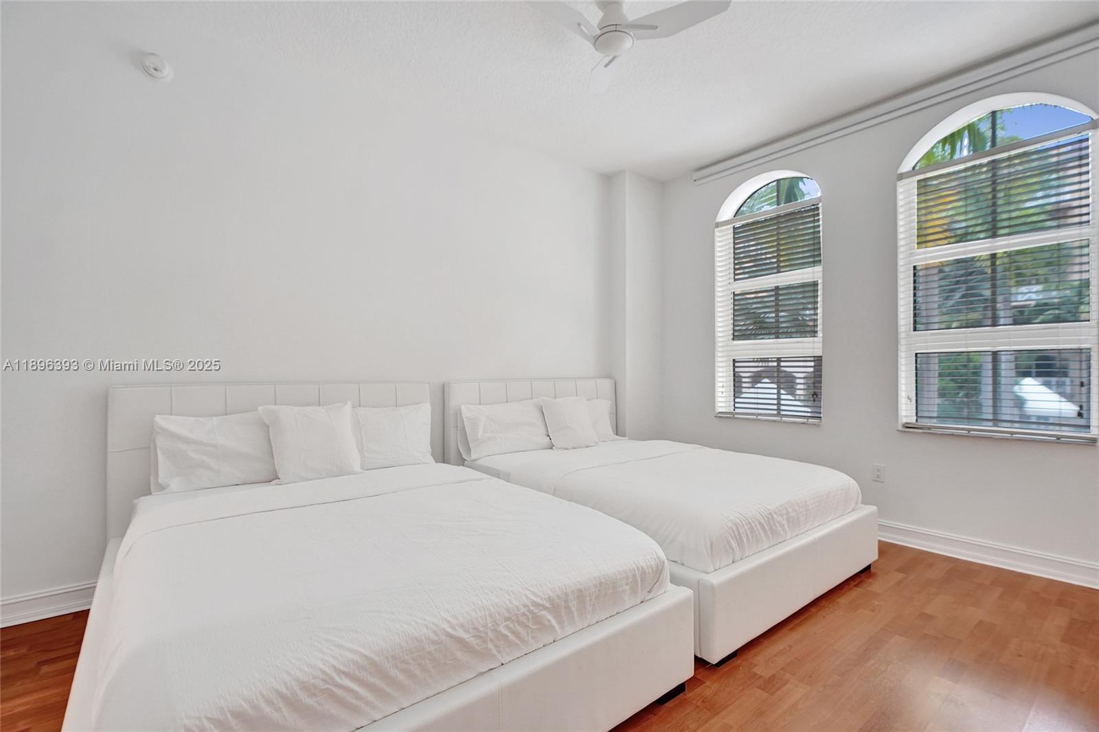 Photo of 3001 185th St  #220, Aventura, Florida, 33180 - 