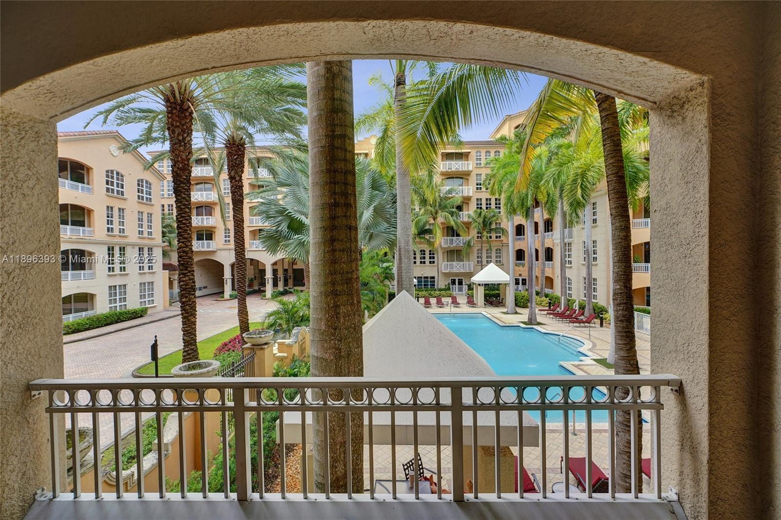 Photo of 3001 185th St  #220, Aventura, Florida, 33180 - 