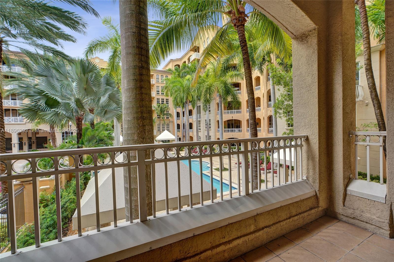Photo of 3001 185th St  #220, Aventura, Florida, 33180 - 