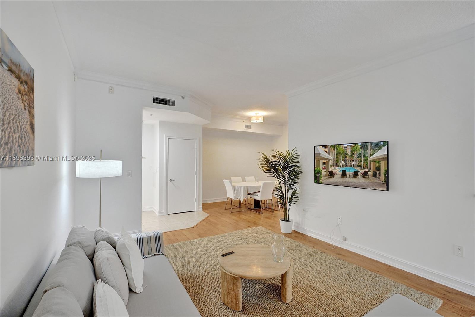Photo of 3001 185th St #220, Aventura, Florida, 33180 -