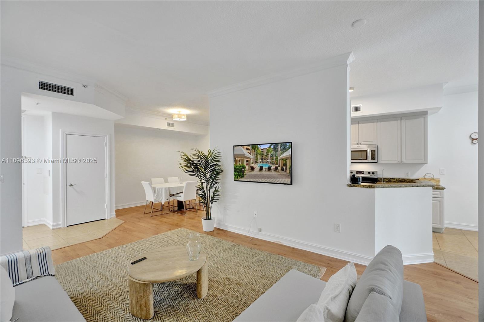 Photo of 3001 185th St #220, Aventura, Florida, 33180 -