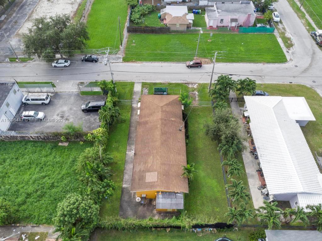 See details / sq. ft. $ 2025-10-15 0 Photo