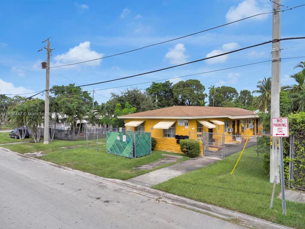 See details / sq. ft. $ 2025-10-15 0 Photo