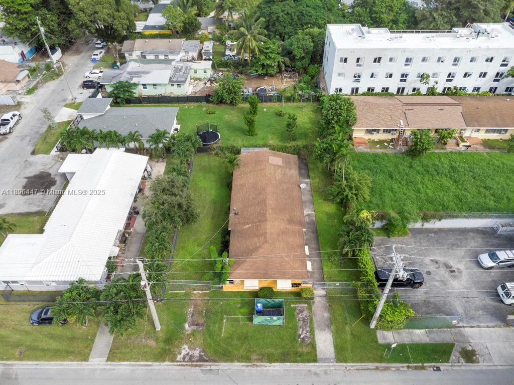See details / sq. ft. $ 2025-10-15 0 Photo