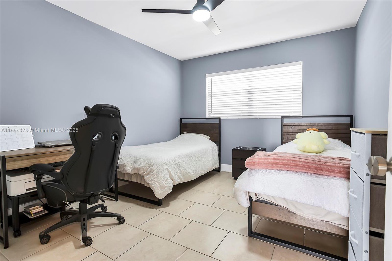See details 309-2 2 / 2 1317 sq. ft. $ 2025-10-15 0 Photo