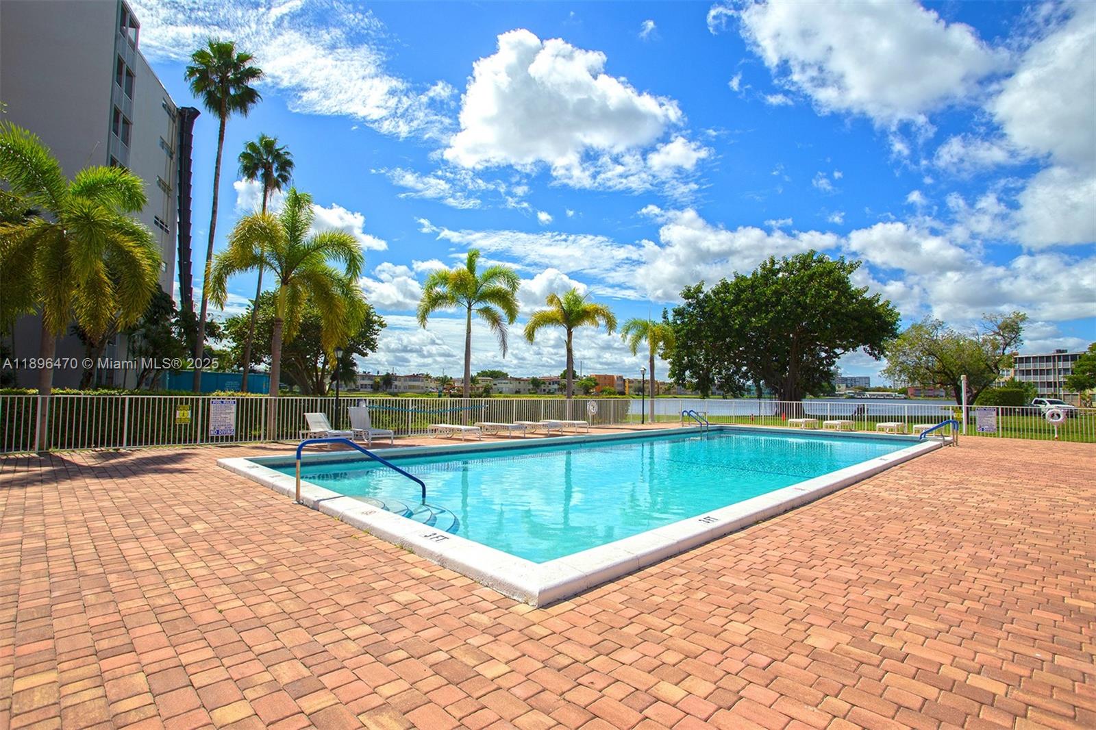 See details 309-2 2 / 2 1317 sq. ft. $ 2025-10-15 0 Photo