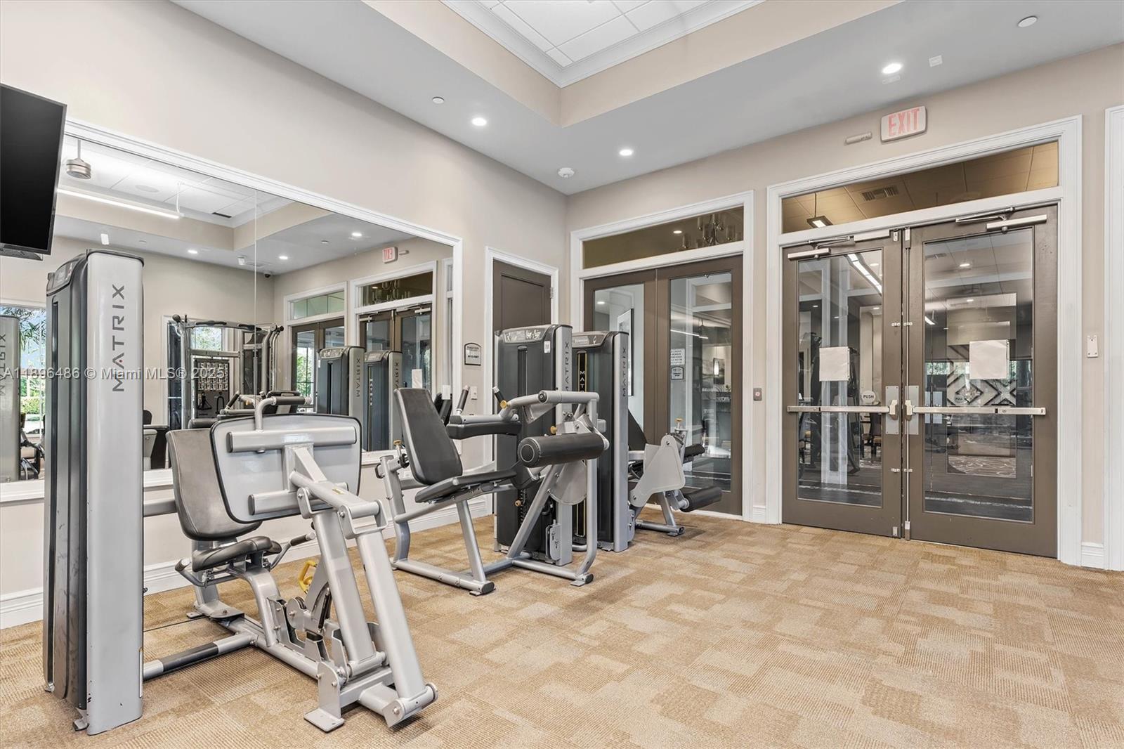 Ver detalles 4434 3 / 3 2220 sq. ft. $ 2025-10-30 0 foto