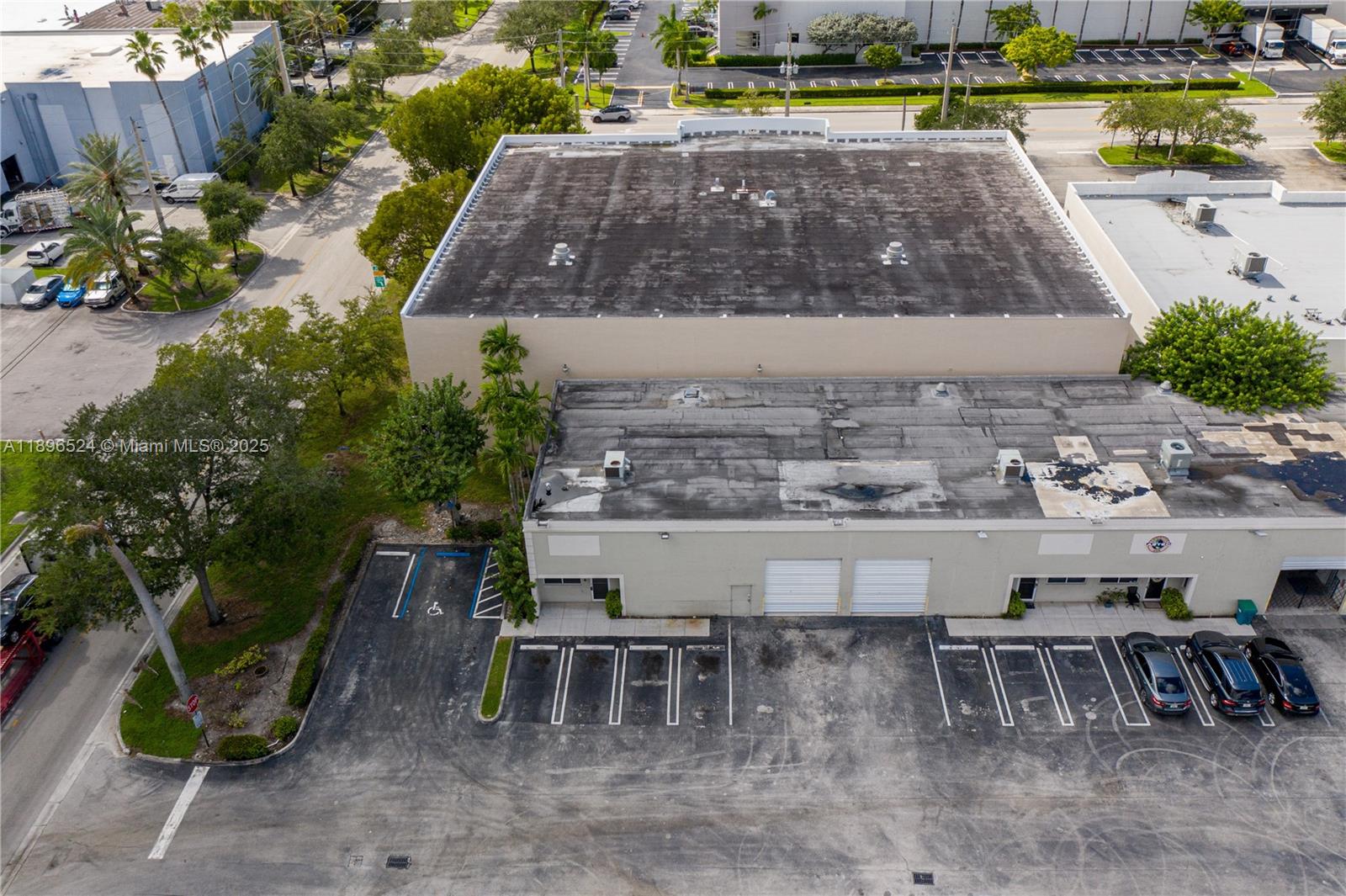 Ver detalles 11477 / sq. ft. $ 2025-10-15 0 foto