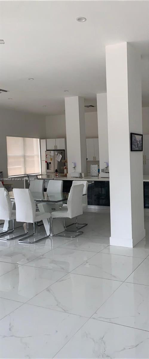 Photo of 2751 Ocean Dr  #208N, Hollywood, Florida, 33019 - 