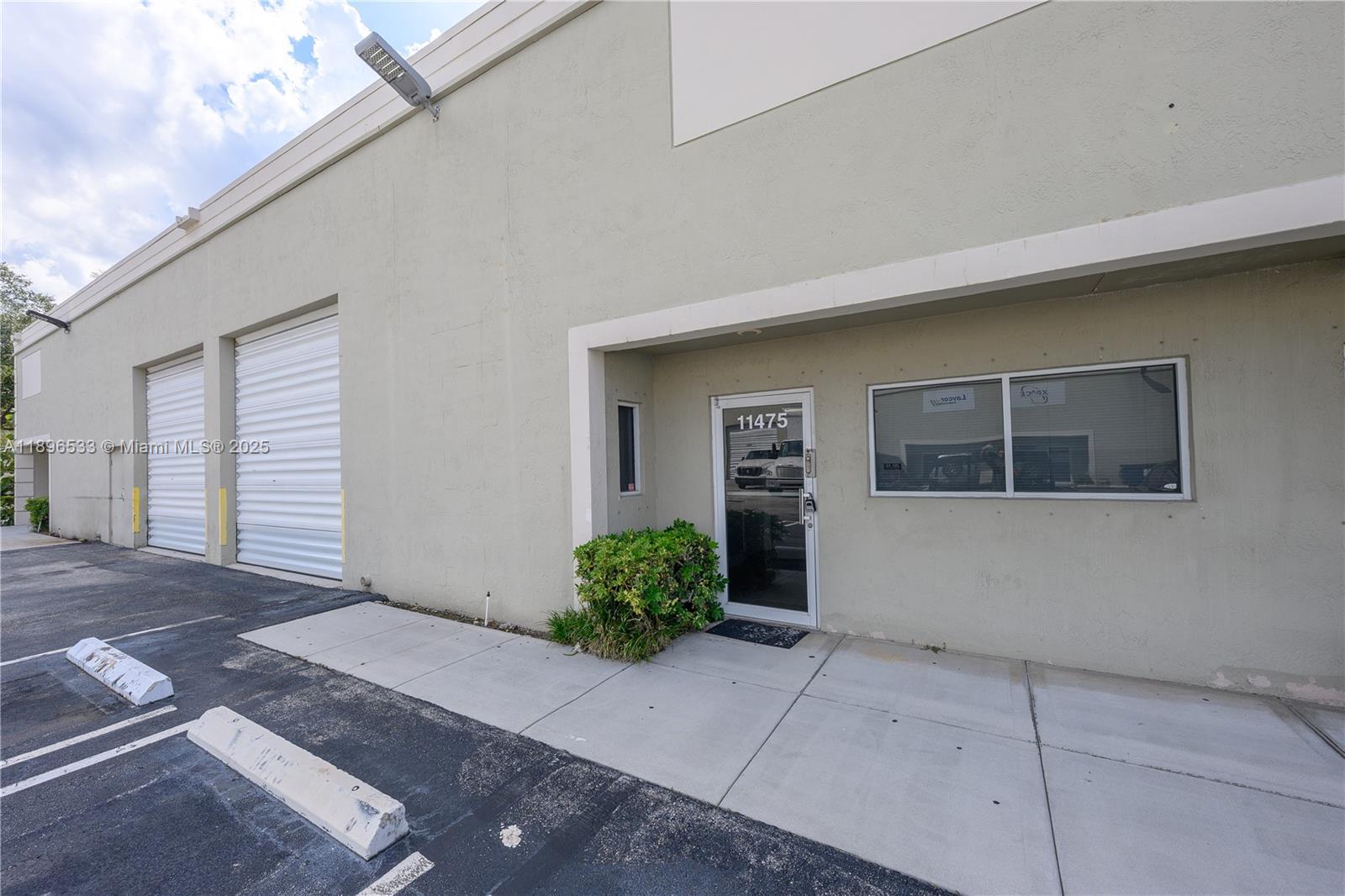 Ver detalles 11475 / sq. ft. $ 2025-10-15 0 foto