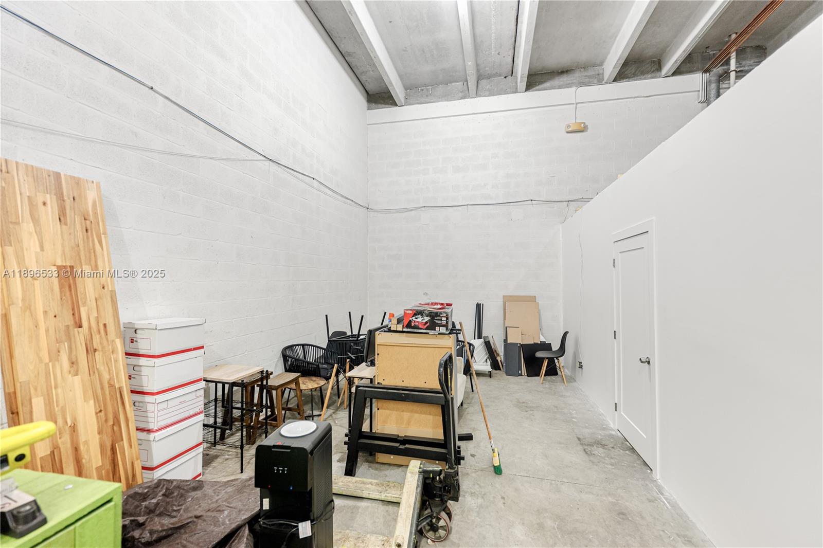 Ver detalles 11475 / sq. ft. $ 2025-10-15 0 foto