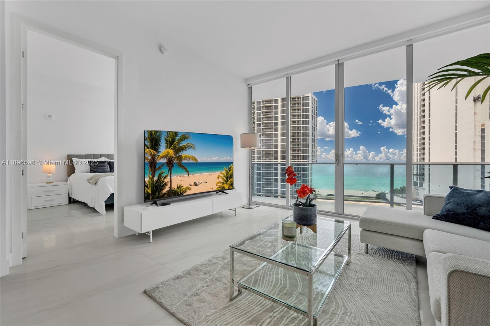 1003 2 / 3 1361 sq. ft. $ 2025-10-15 0 foto