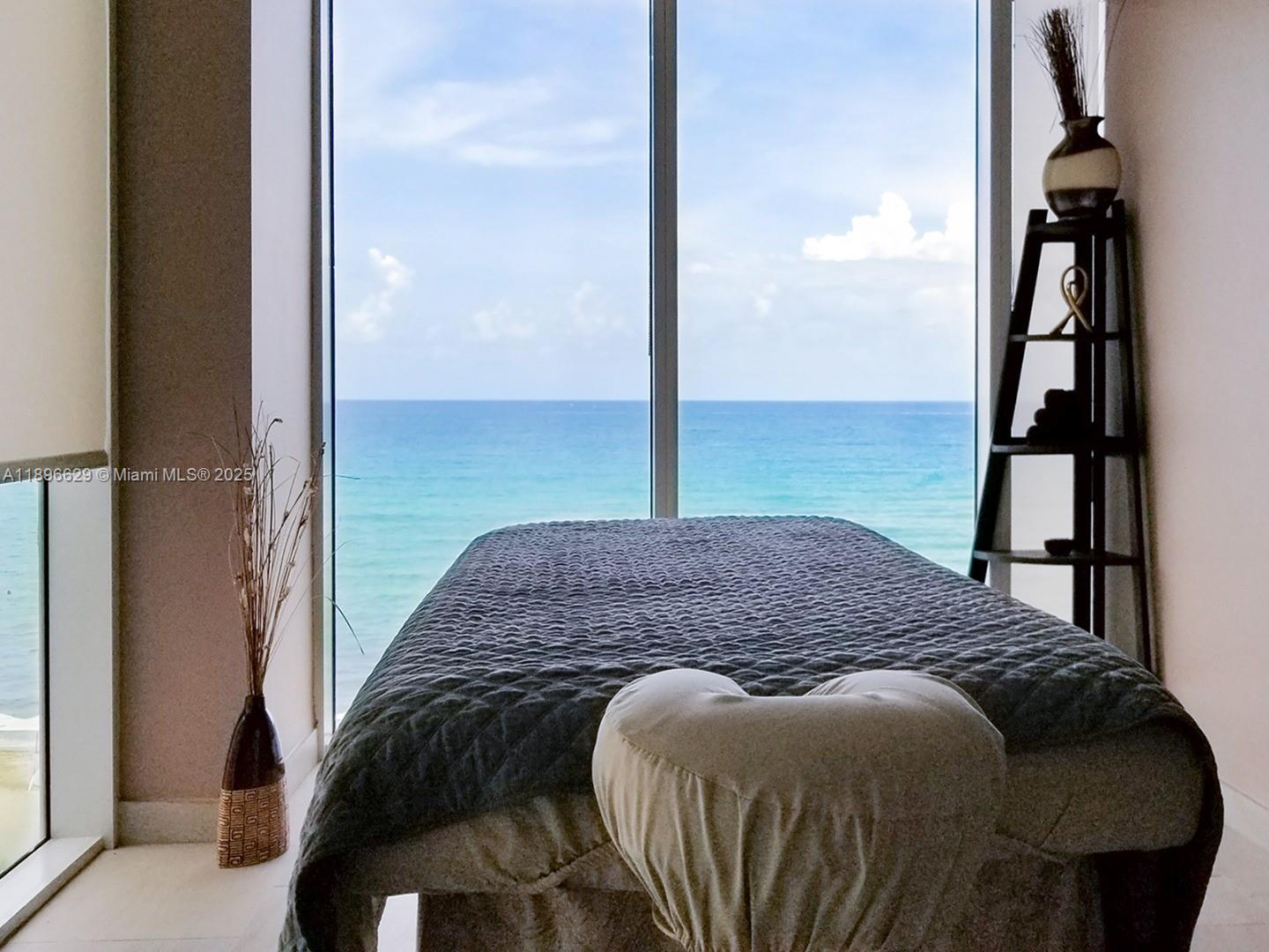 See details 3308 3 / 3 1571 sq. ft. $ 2025-10-15 0 Photo