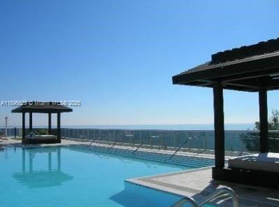 See details 3308 3 / 3 1571 sq. ft. $ 2025-10-15 0 Photo