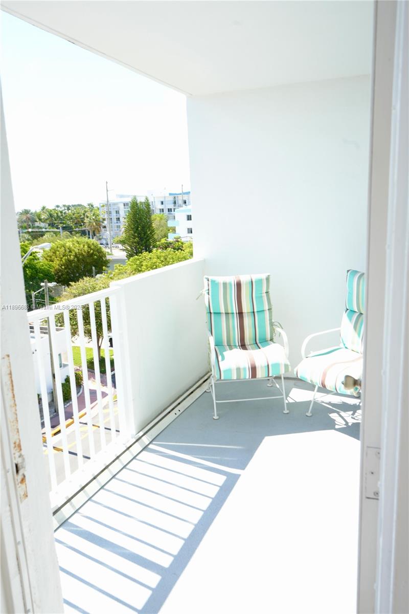 5F 1 / 1 791 sq. ft. $ 2025-10-15 0 Photo