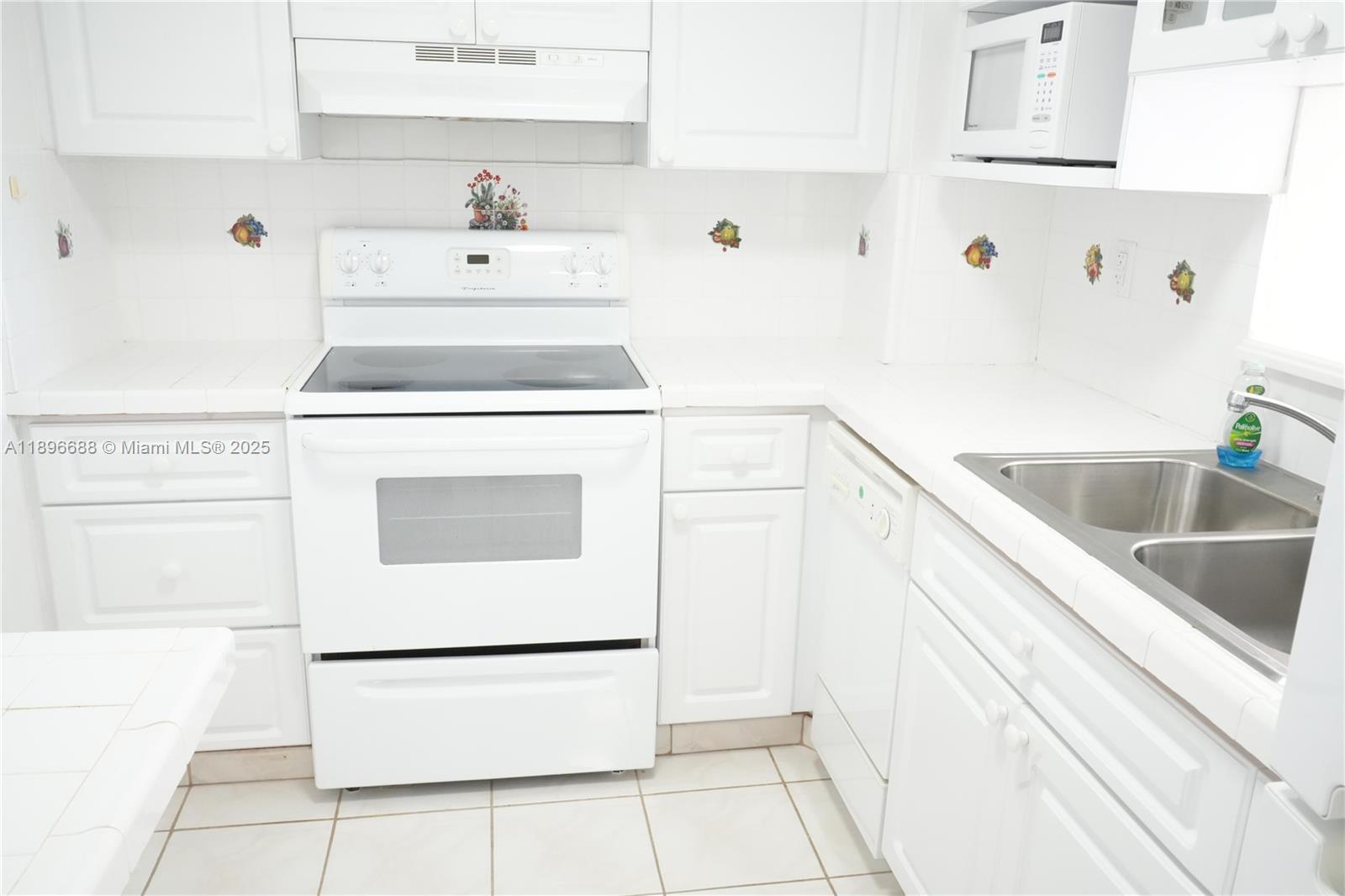 5F 1 / 1 791 sq. ft. $ 2025-10-15 0 Photo