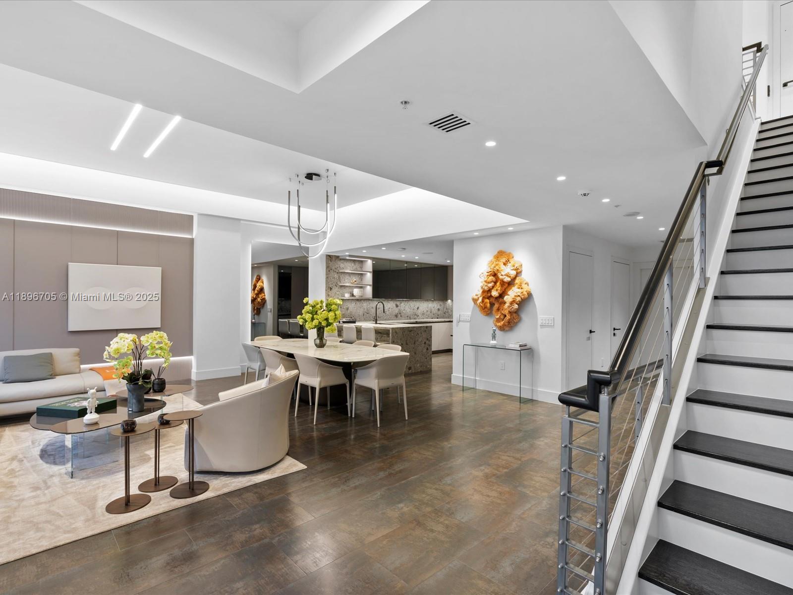 Photo of 3501 Ocean Dr  #V5, Hollywood, Florida, 33019 - 