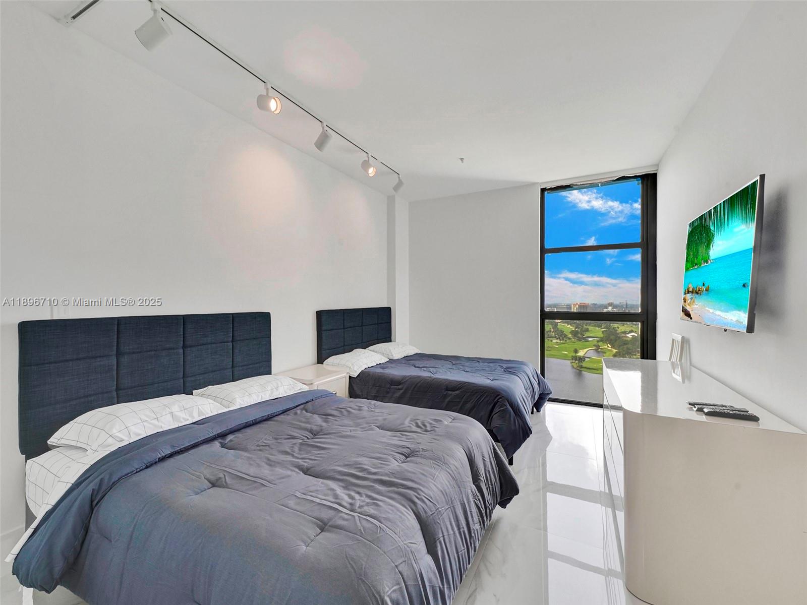 Photo of 20281 Country Club Dr  #2109, Aventura, Florida, 33180 - 