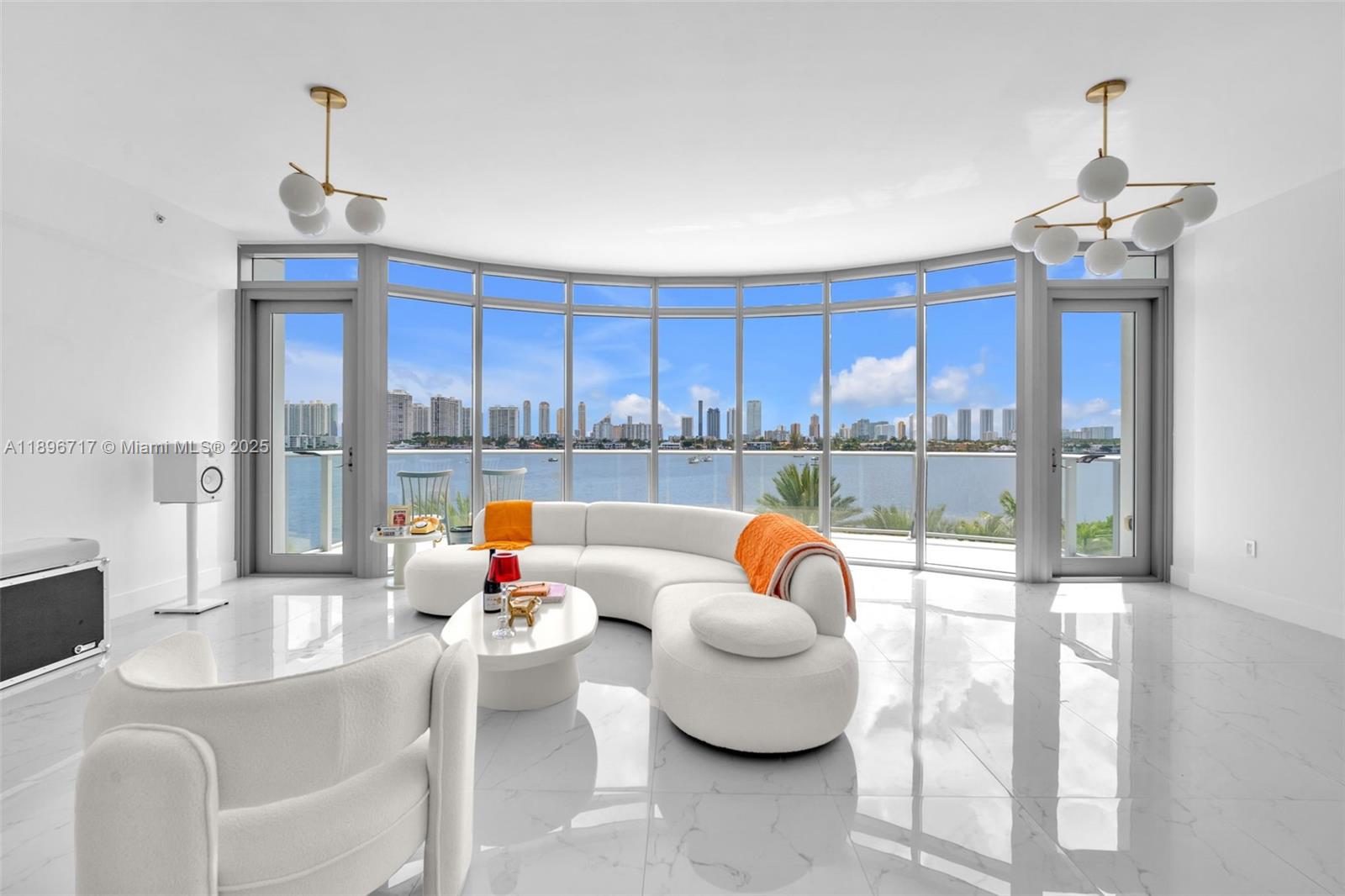 Photo of 17111 Biscayne Blvd  #411, North Miami Beach, Florida, 33160 -