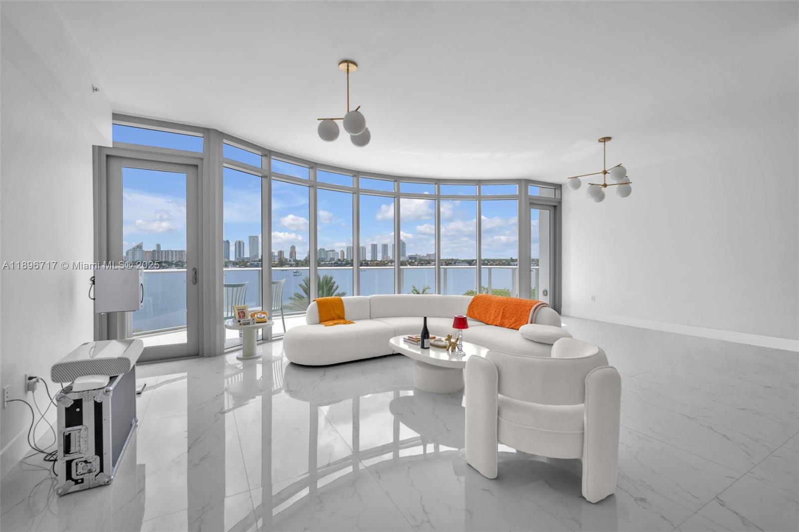 Photo of 17111 Biscayne Blvd  #411, North Miami Beach, Florida, 33160 -