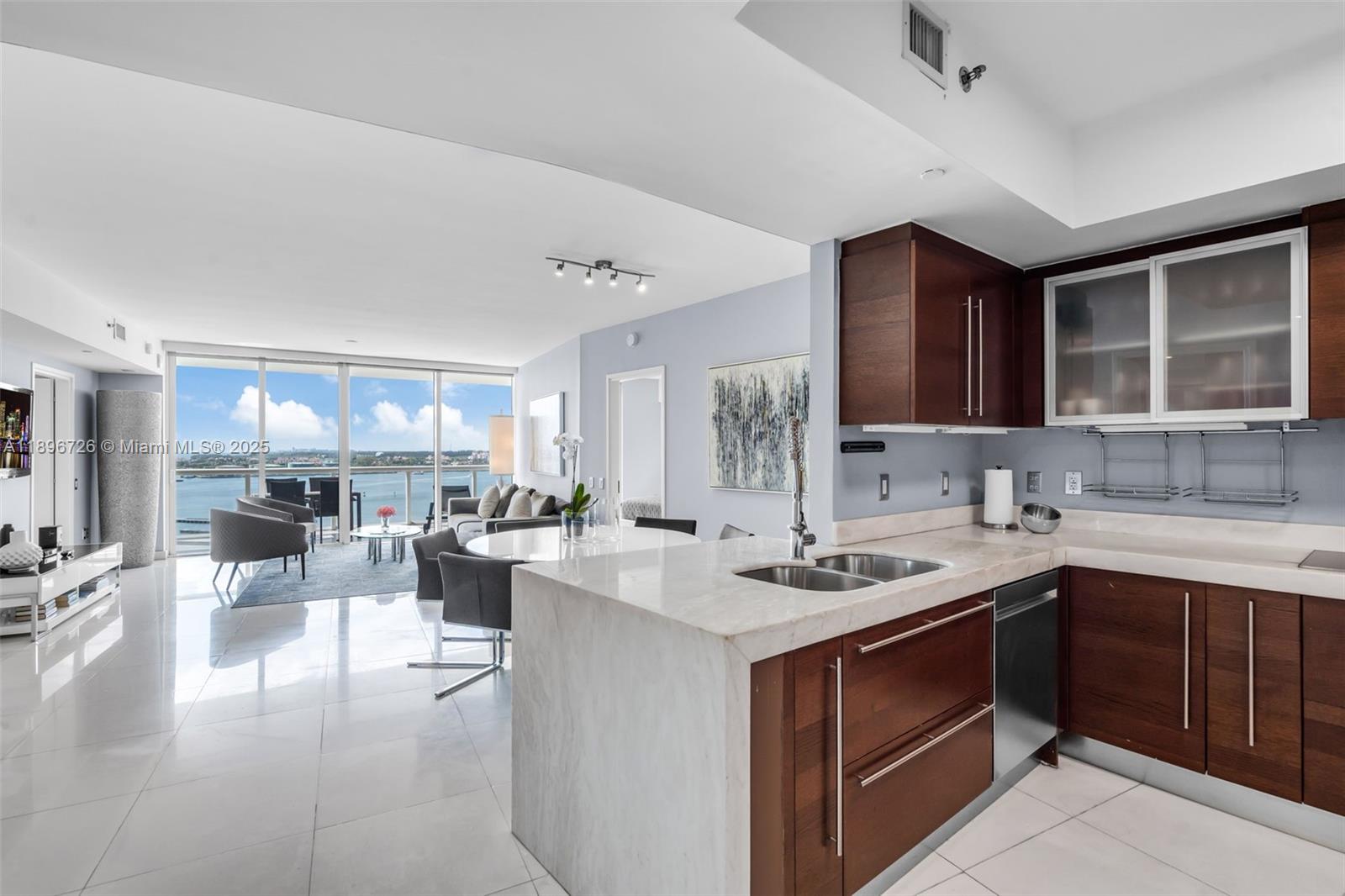 Photo of 450 Alton Rd #1205, Miami Beach, Florida, 33139 -