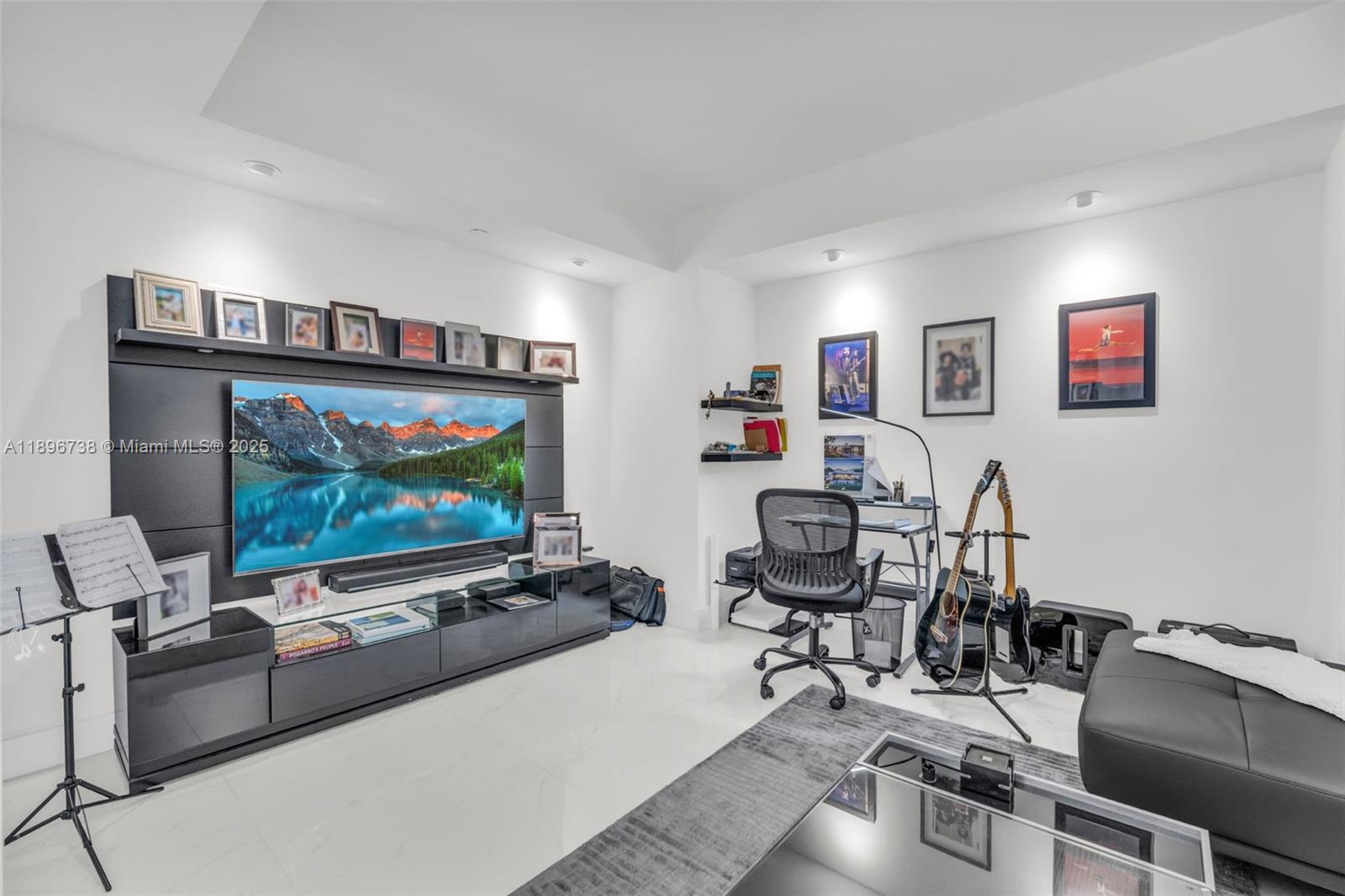 Photo of 3201 183rd St  #1806, Aventura, Florida, 33160 -