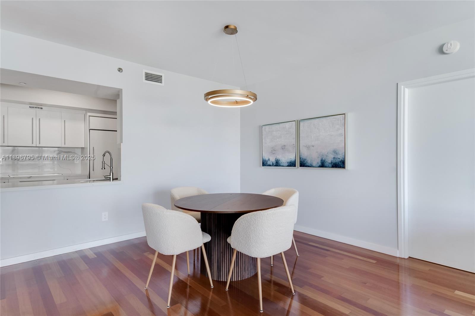 Photo of 450 Alton Rd  #906, Miami Beach, Florida, 33139 - 