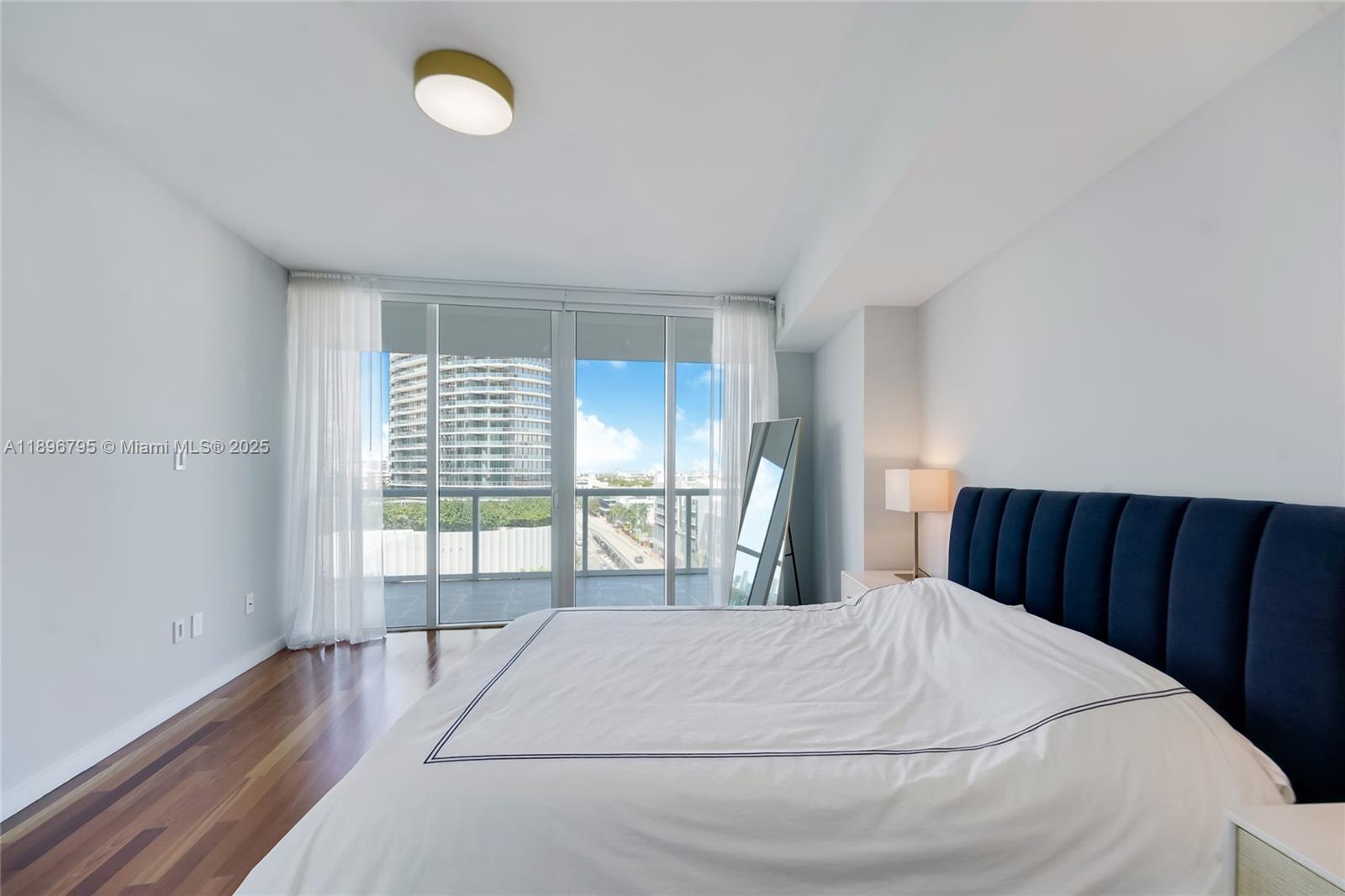Photo of 450 Alton Rd  #906, Miami Beach, Florida, 33139 - 