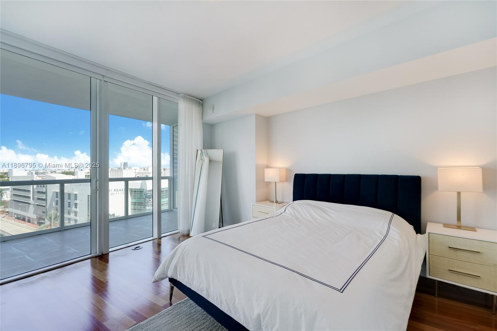 Photo of 450 Alton Rd  #906, Miami Beach, Florida, 33139 - 