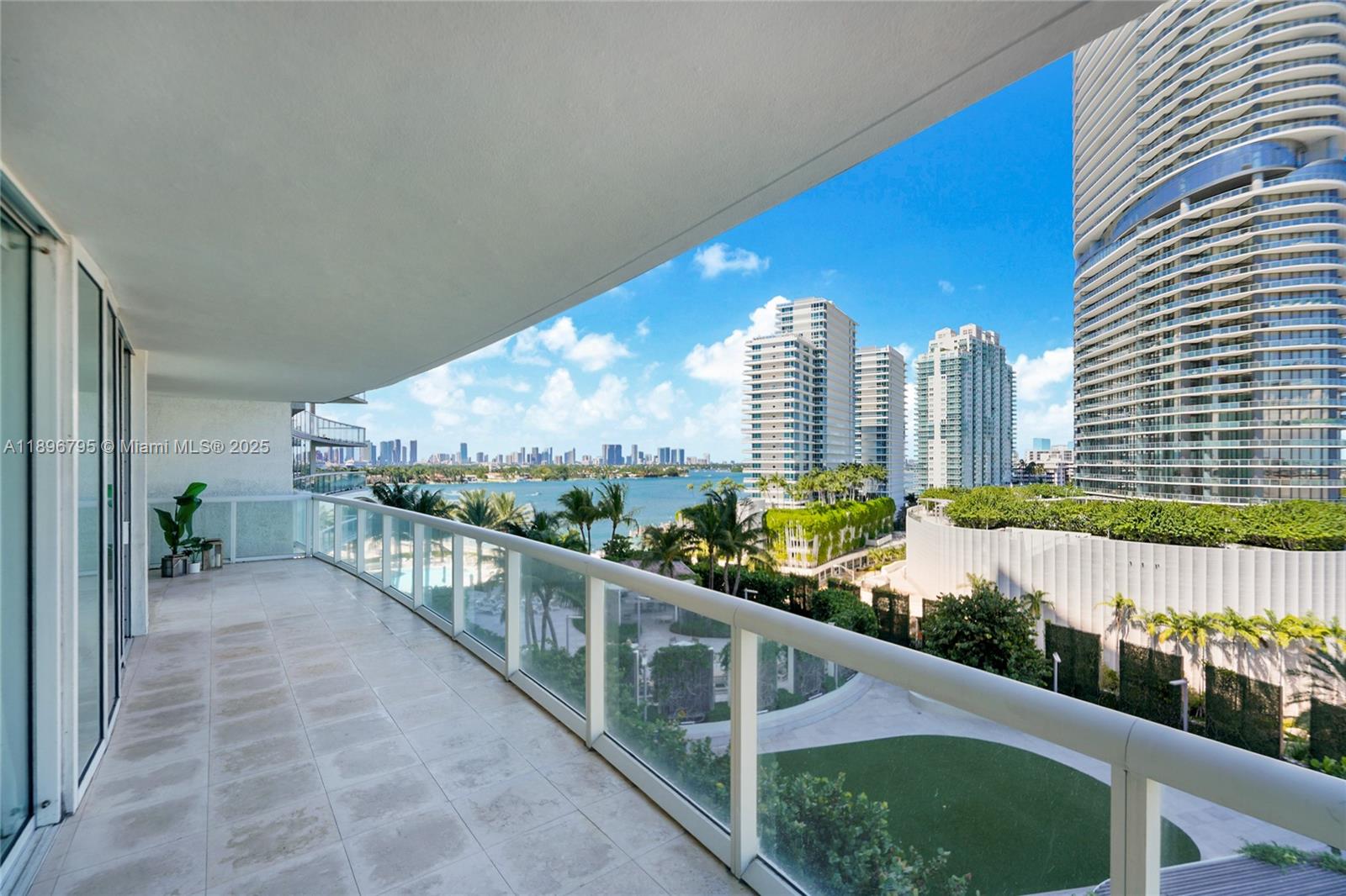 Photo of 450 Alton Rd  #906, Miami Beach, Florida, 33139 - 
