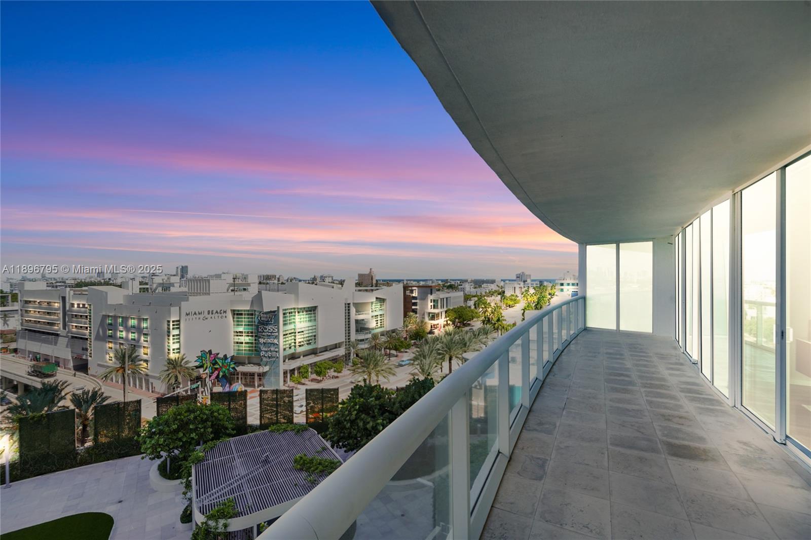 Photo of 450 Alton Rd  #906, Miami Beach, Florida, 33139 - 