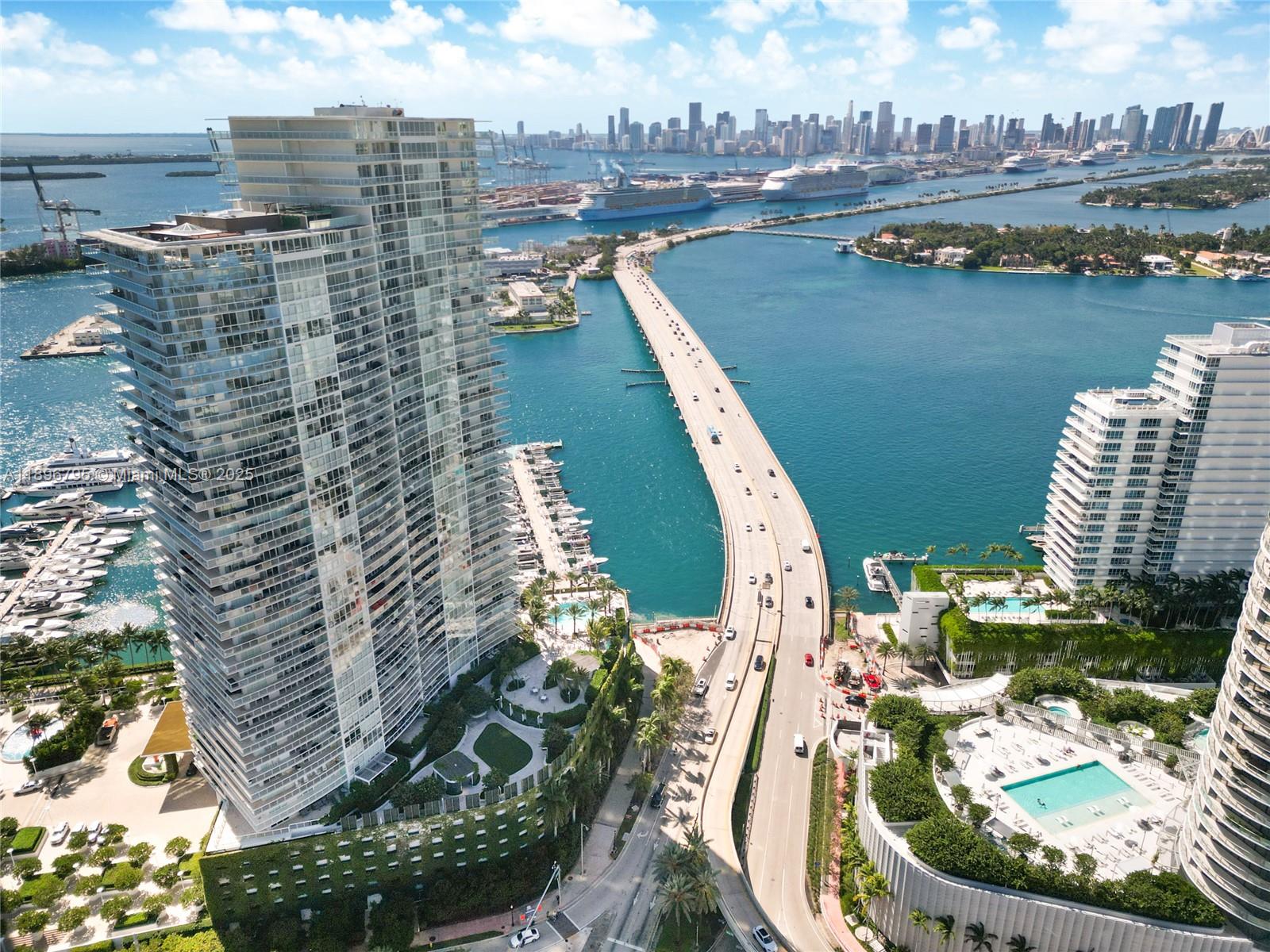 Photo of 450 Alton Rd  #906, Miami Beach, Florida, 33139 - 
