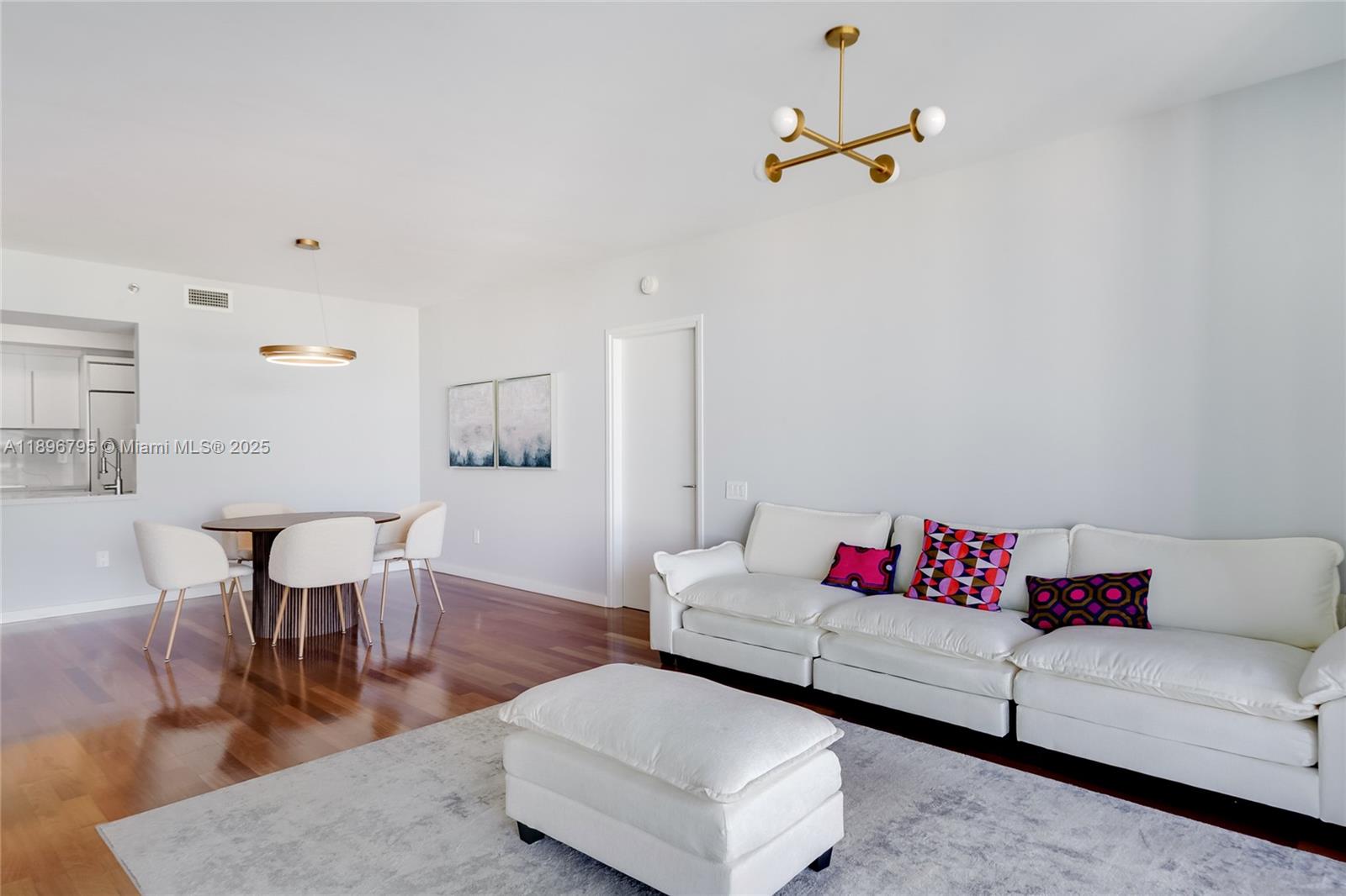 Photo of 450 Alton Rd  #906, Miami Beach, Florida, 33139 - 