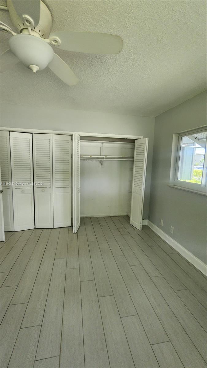 See details 114 2 / 2 899 sq. ft. $ 2025-10-15 0 Photo