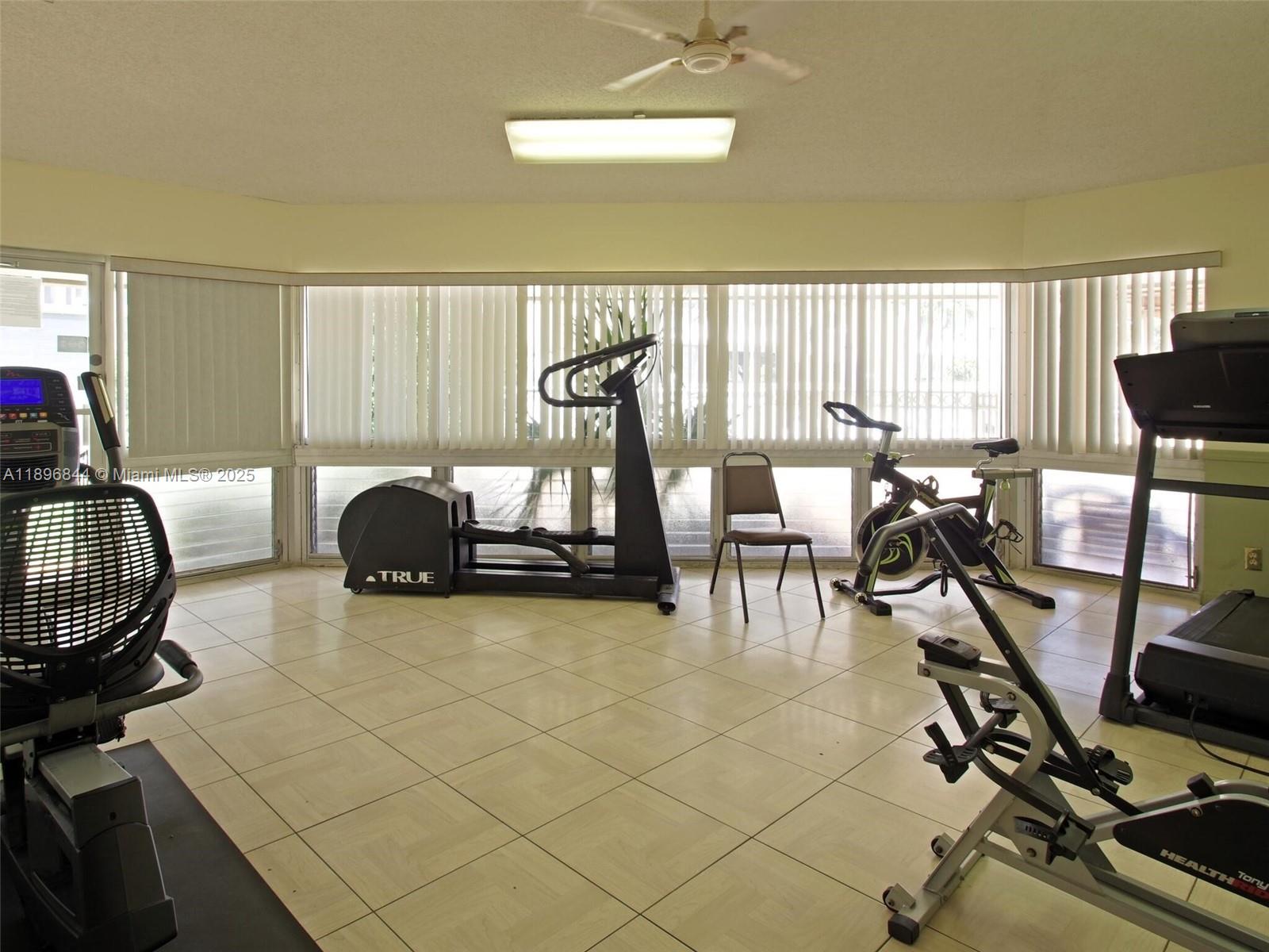 Photo of 420 12th Ave  #401, Hallandale Beach, Florida, 33009 - 
