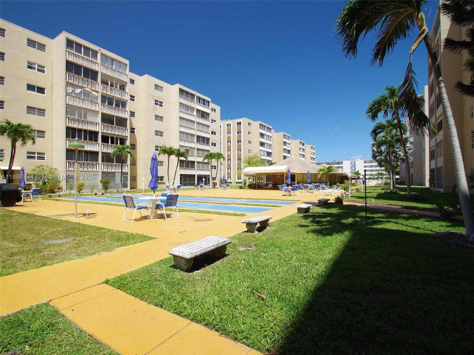Photo of 420 12th Ave  #401, Hallandale Beach, Florida, 33009 - 