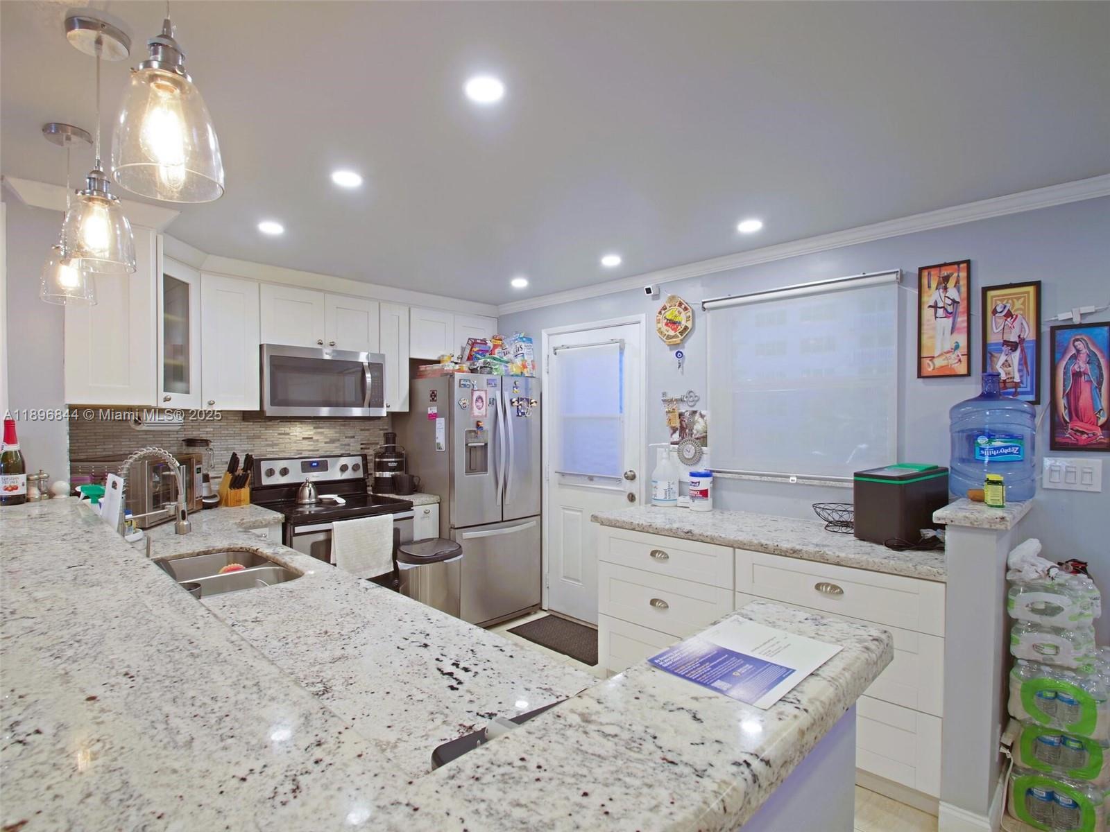 Photo of 420 12th Ave  #401, Hallandale Beach, Florida, 33009 - 