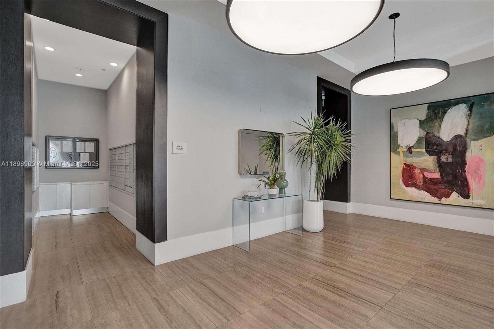 See details 803 2 / 2 1220 sq. ft. $ 2025-10-15 0 Photo