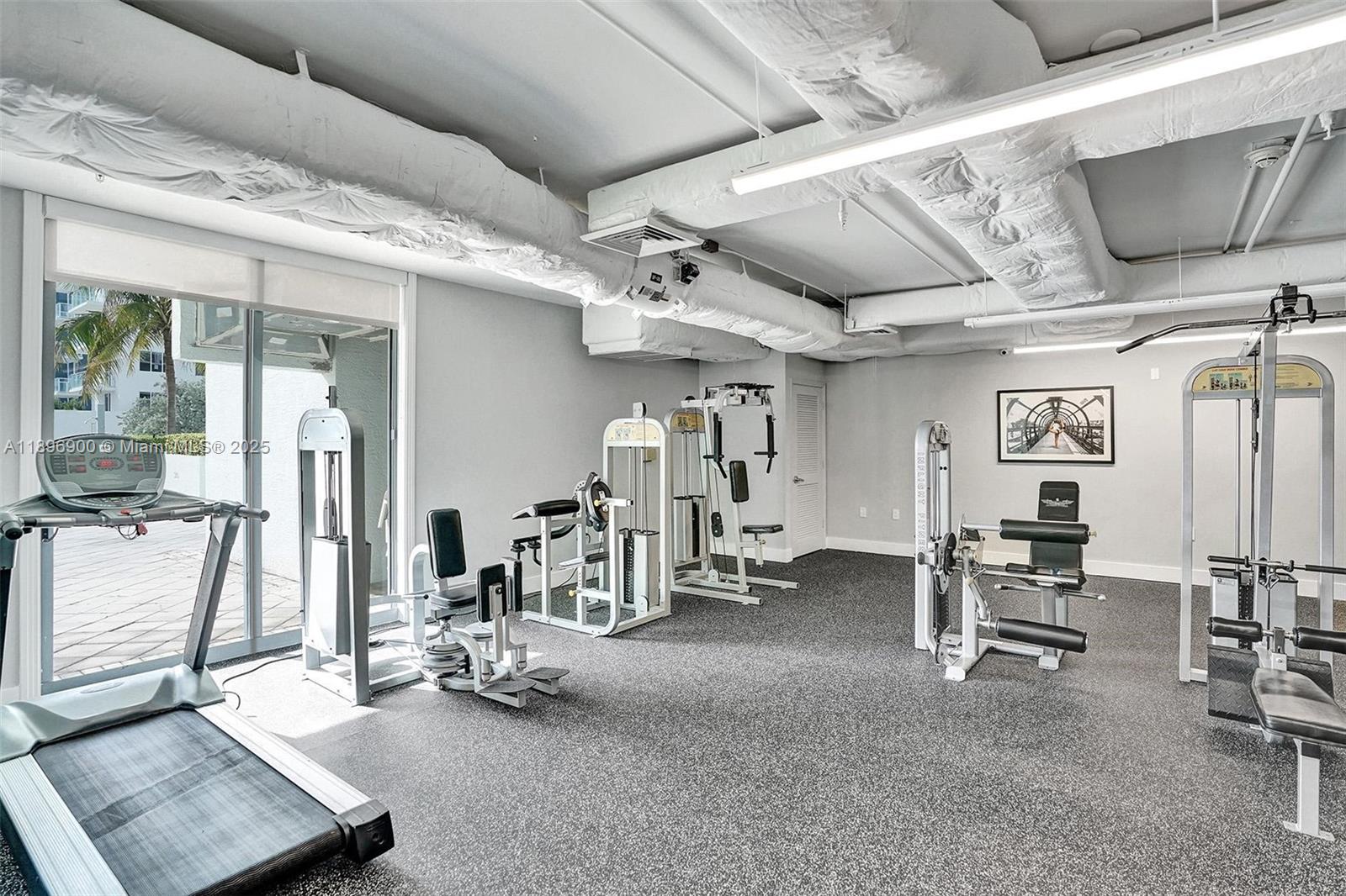 See details 803 2 / 2 1220 sq. ft. $ 2025-10-15 0 Photo