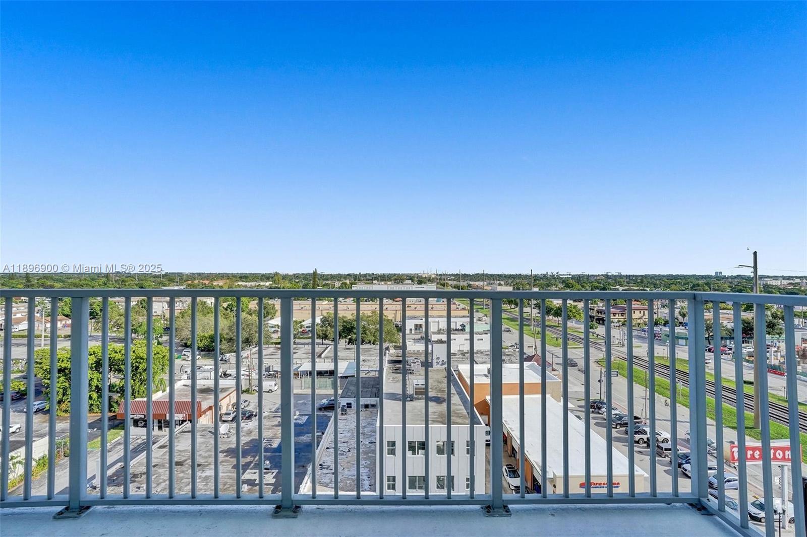 See details 803 2 / 2 1220 sq. ft. $ 2025-10-15 0 Photo