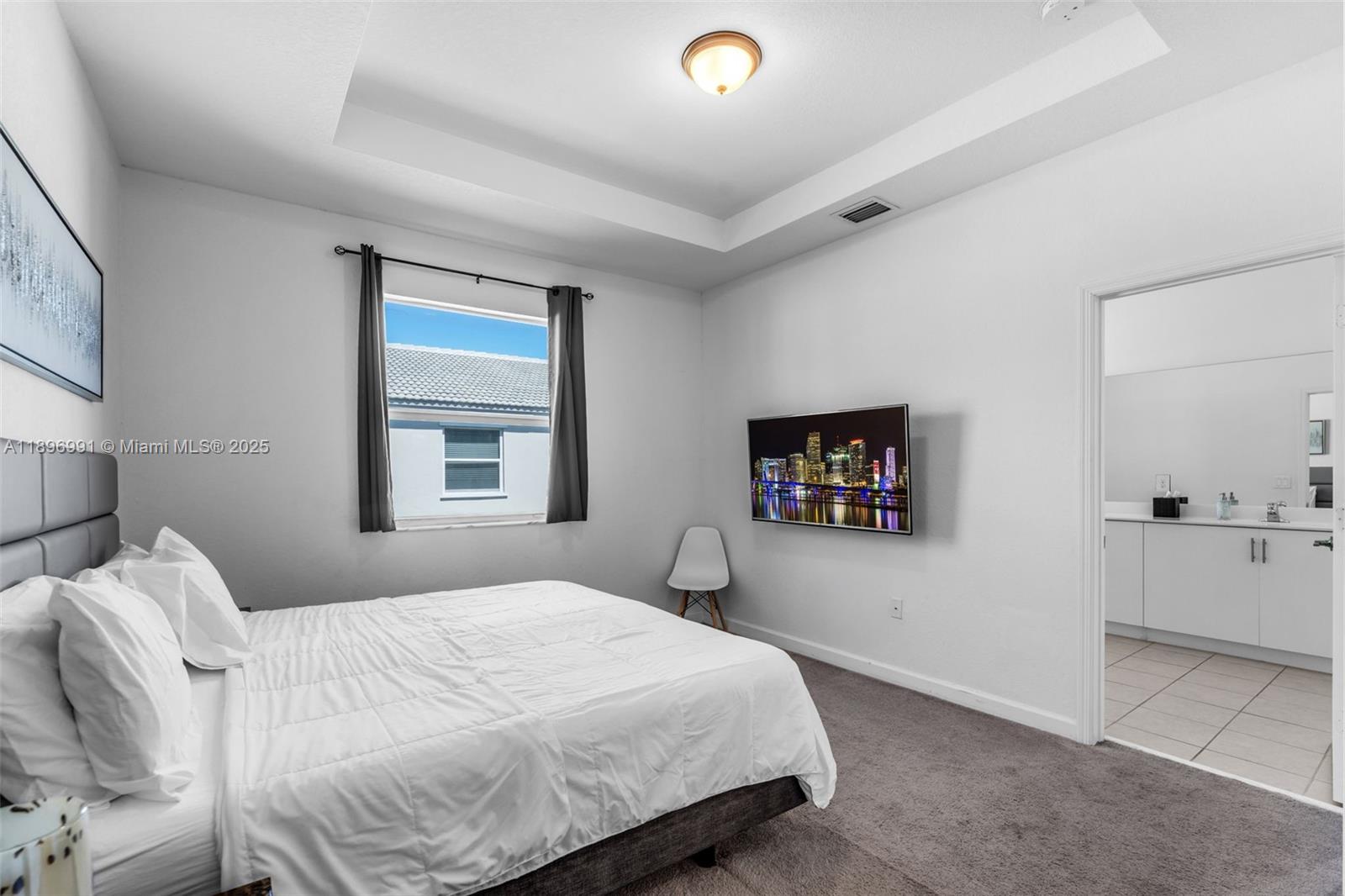 See details 2659 3 / 3 1695 sq. ft. $ 2025-11-07 0 Photo