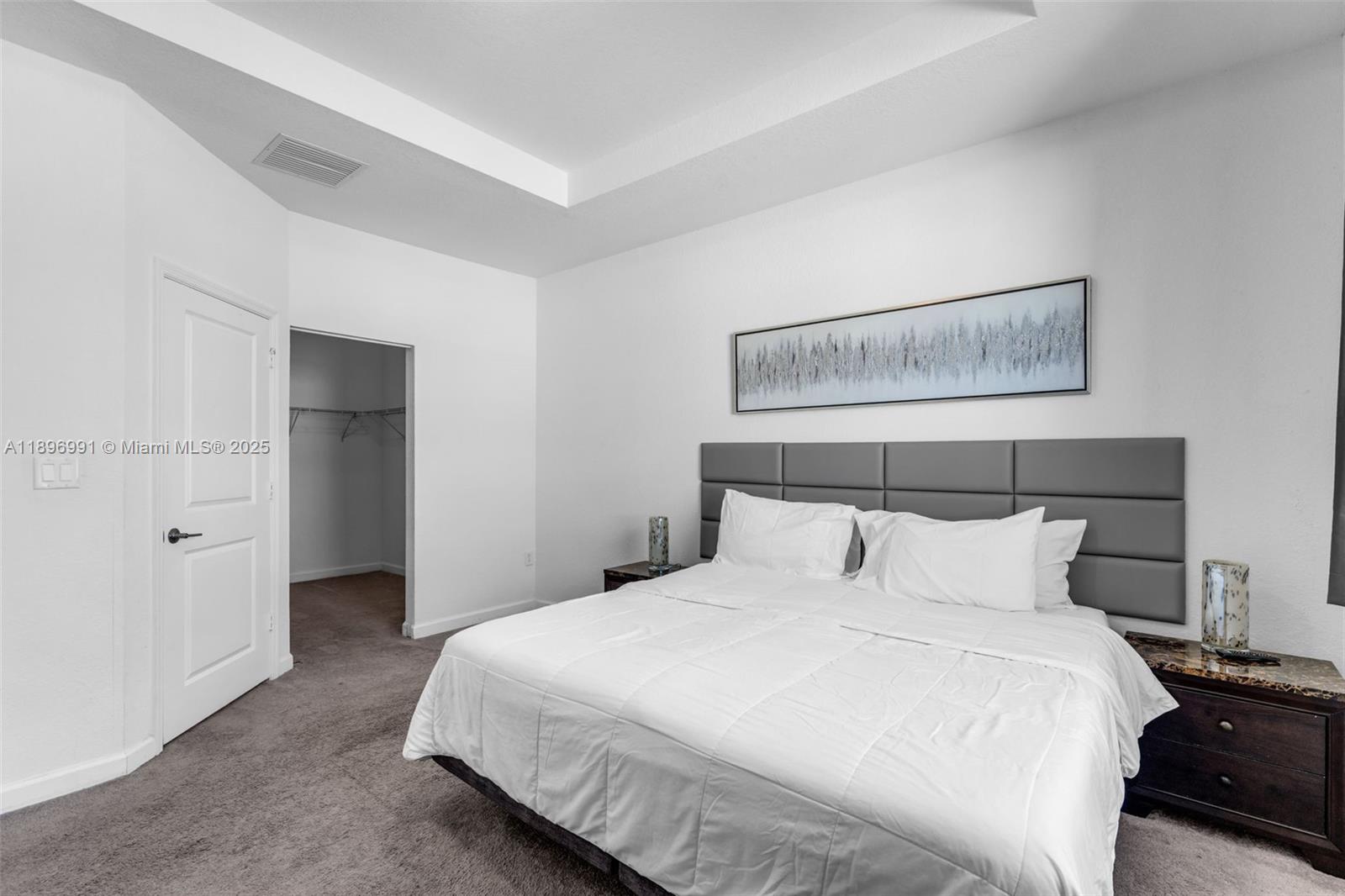 See details 2659 3 / 3 1695 sq. ft. $ 2025-11-07 0 Photo